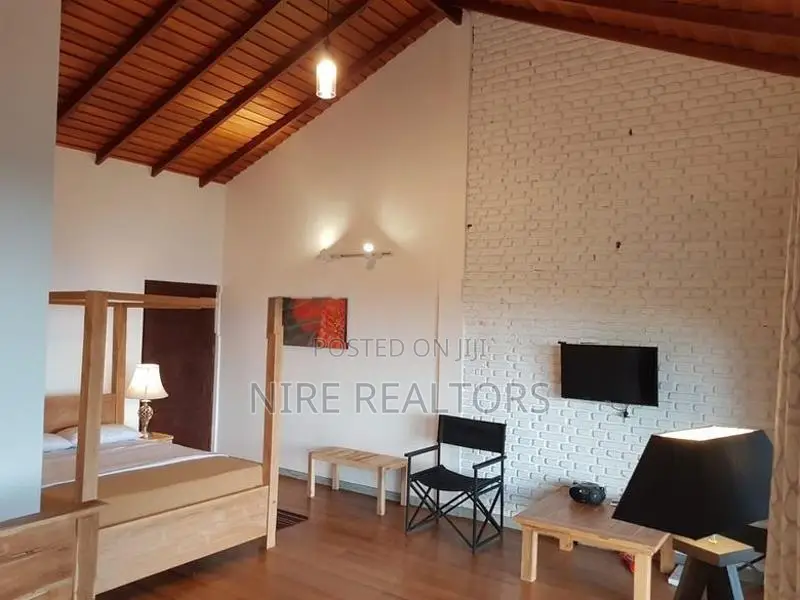 English Colonial Estate on 2 Acres for Sale– Benjamin Cottage, Haputal