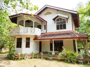 House for Sale in Lunuvila