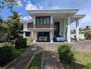 Luxury House for sale in imbulgoda