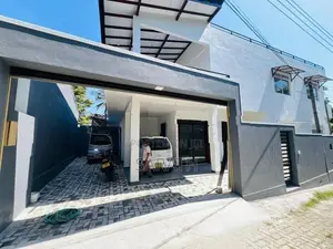 Immediately Sale Brand New House In Talawatugoda