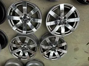 15” Alloy Wheels