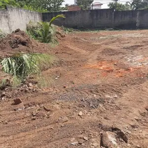 Kohuwala Prime Location 20Perches Land With Hotel For sale