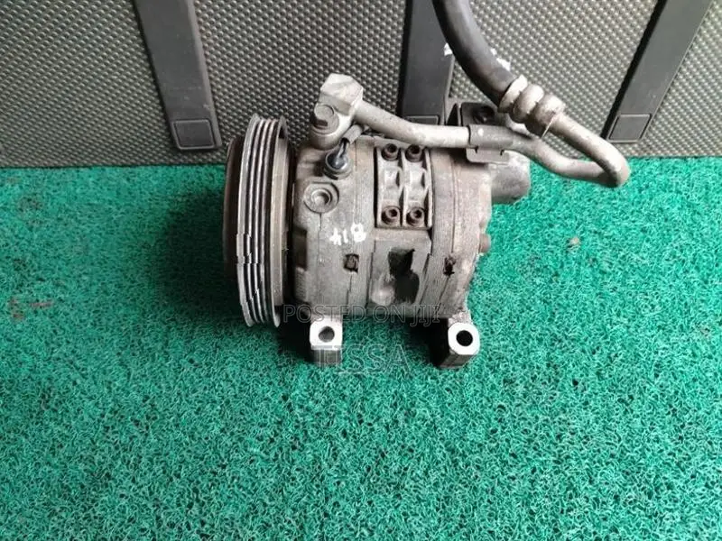 Nissan Sunny FB14 AC Compressor