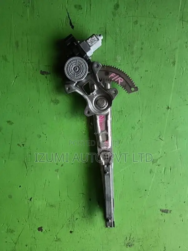 Nissan Note E12 Front Right Door Winder