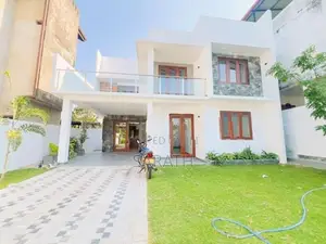 Luxury Brand new Upstairs House Sale Athurugiriya