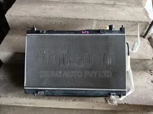 Honda Fit GP5 Radiator
