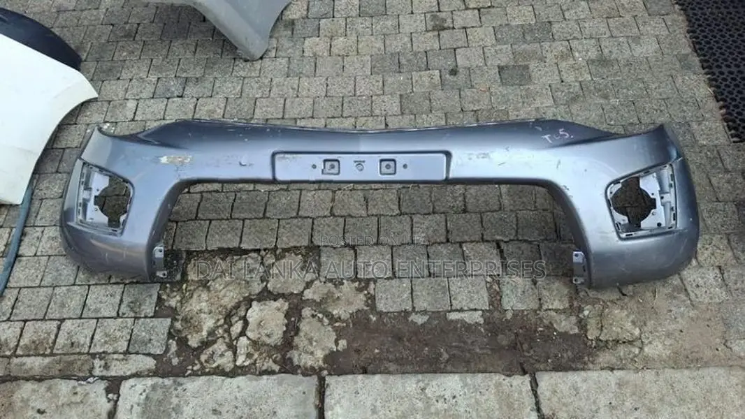 Mitsubishi L200 Front Bumper panel