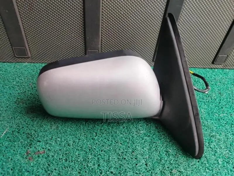 Nissan Bluebird U14 Side Mirror