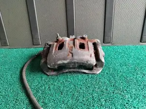 Nissan Caravan E25 Front Brake Caliper