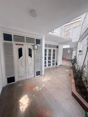 House for Sale in Saranankara Place Road Dehiwala