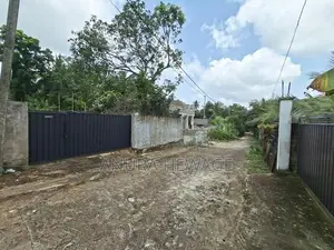 Land for sale Kaduwela, Korathota, Square plot. (ID:KDWL002)