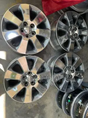 15” Alloy Wheels