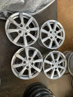 14” Alloy Wheels