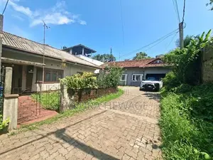 නුගේගොඩ, Railway Avenue හි, පිහිටි ඉඩමක් විකිණීමට ඇත. (ID : NUGE007S)