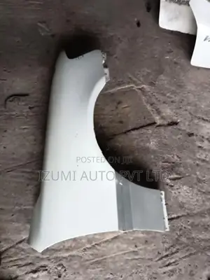 Toyota Crown 171 Right Side Fender
