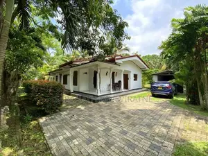 House for Sale in High Residential Area – Ja-Ela With SOLAR PANEL Inco