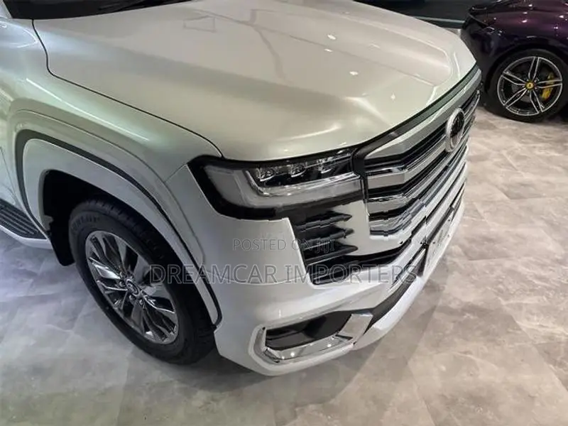 Toyota Land Cruiser Sahara LC300 ZX DIESEL 2026
