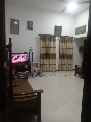 House four less wennawaththa