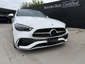 Mercedes Benz C200 AMGLine 2025