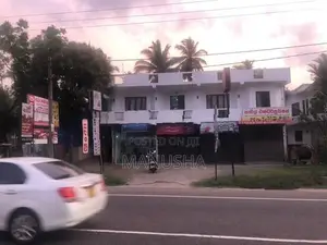 Commercial Building in Kaduwela