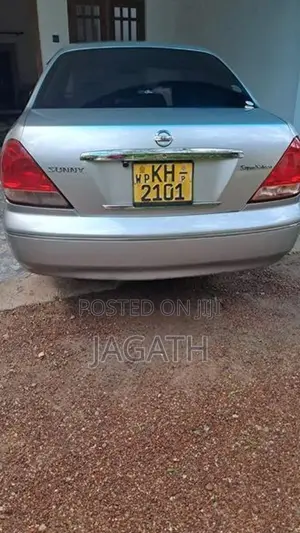 Nissan Sunny 2008