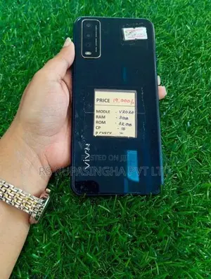 Vivo V20 3GB/32GB (Used)