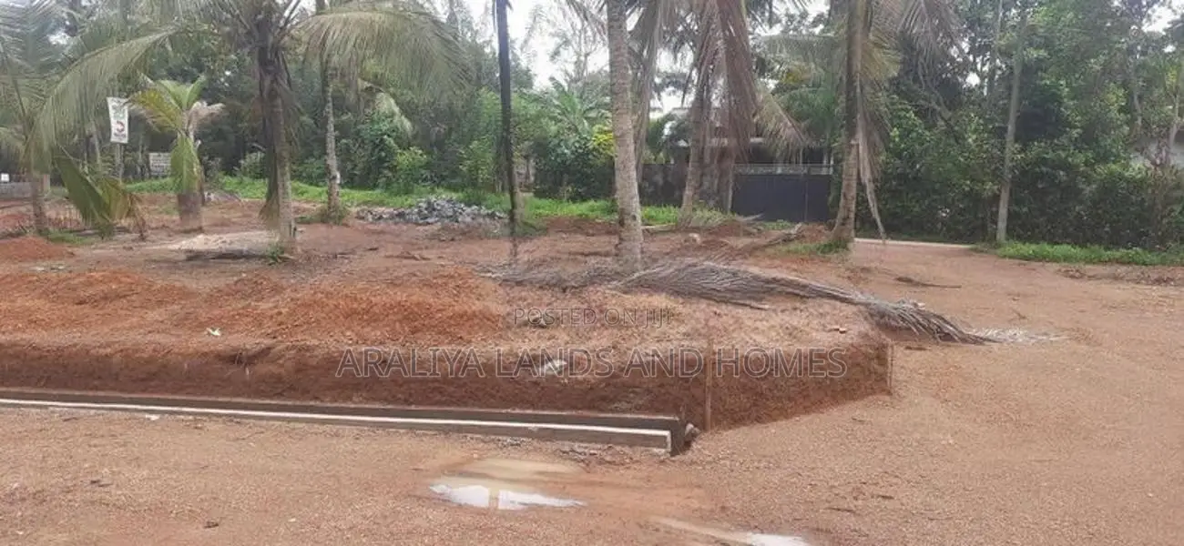Land For Sale In Close To Kahathuduwa