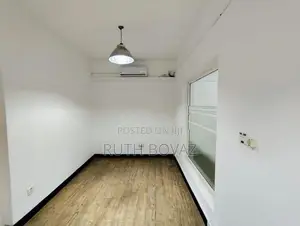 Commercial Building for Sale in Colombo 05