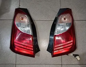Suzuki Alto HA25 Tail Light Set
