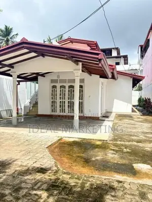 Boralesgmuwa - Two Storied House for Sale