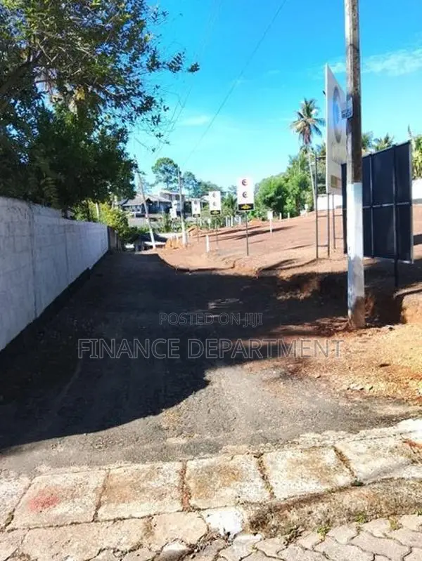 Near 174 RD Thalawathugoda Kalalgoda Highly Residential Land for Sale