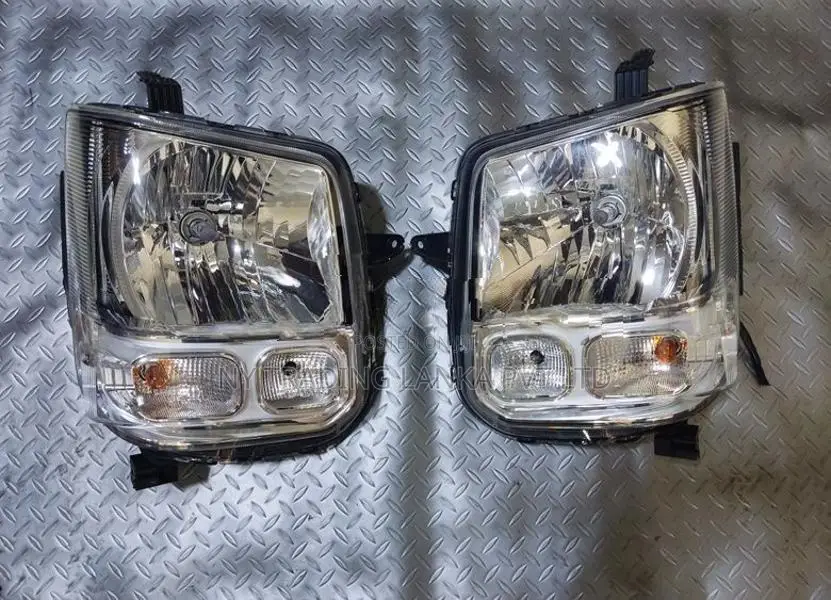 Suzuki Every DA 17 V Headlight