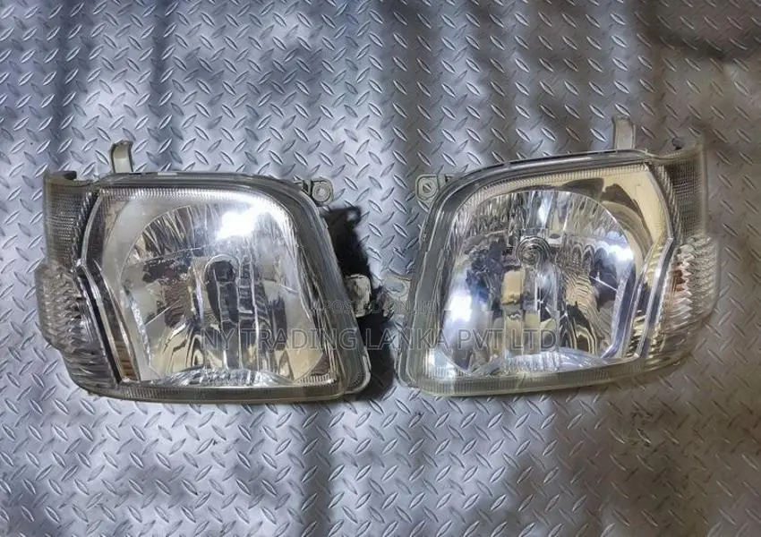 Daihatsu Hijet S320V Headlight