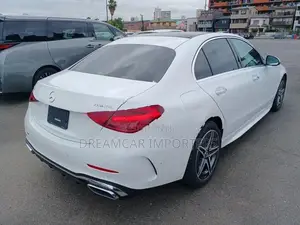 Mercedes Benz C200 AMGLIne 2025