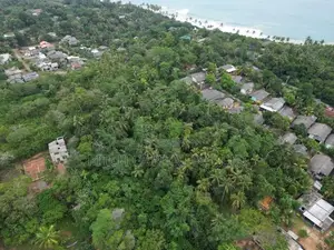 Hiriketiya Surf Bay Near Superb Luxurious Land Sale