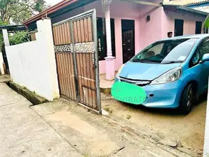 House in Kelaniya Waragoda