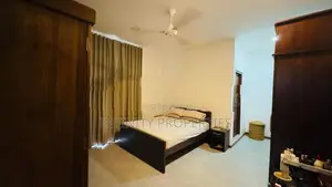(AF930) Architect Designed House - Off Anderson Road Kohuwala