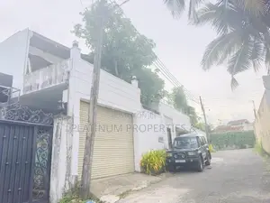 Super Luxury 7BR House For Sale In Battaramulla Koswatta