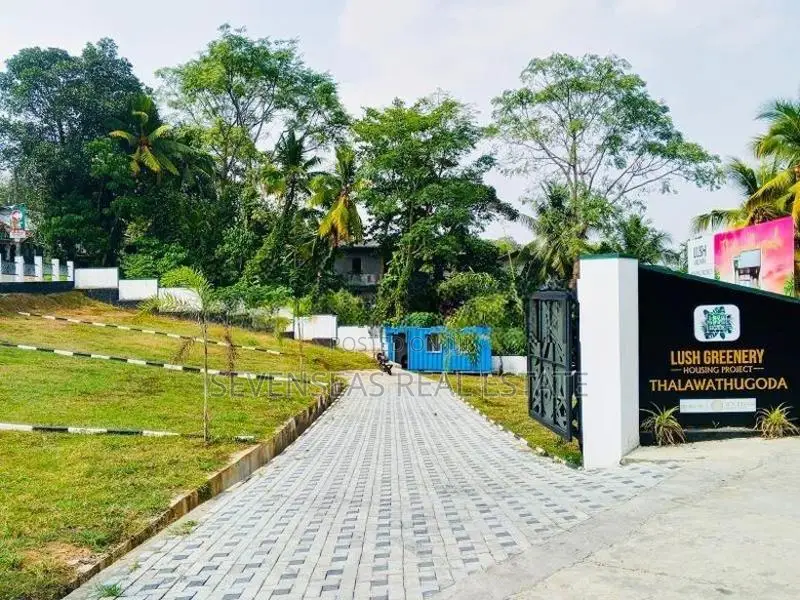 Residential Land for Sale Hokandara