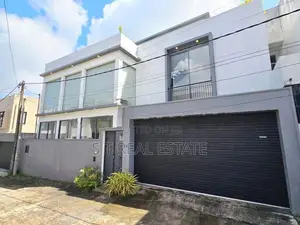 Almost Brand New Luxury 3 Story House For Sale In Kesbewa
