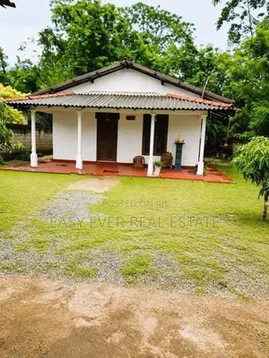 House with Annex for Sale in Pannala