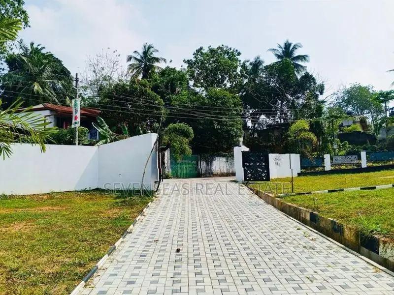 Super Residential Land Plots for Sale in Hokandara