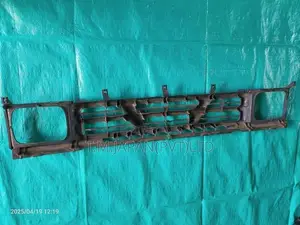 Datsun D21 Front Grill