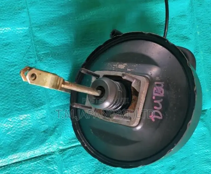 Datsun D21 Brake Booster