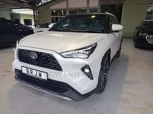 Toyota Yaris Cross Premium 2025