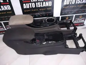 Nissan Leaf Consol Box