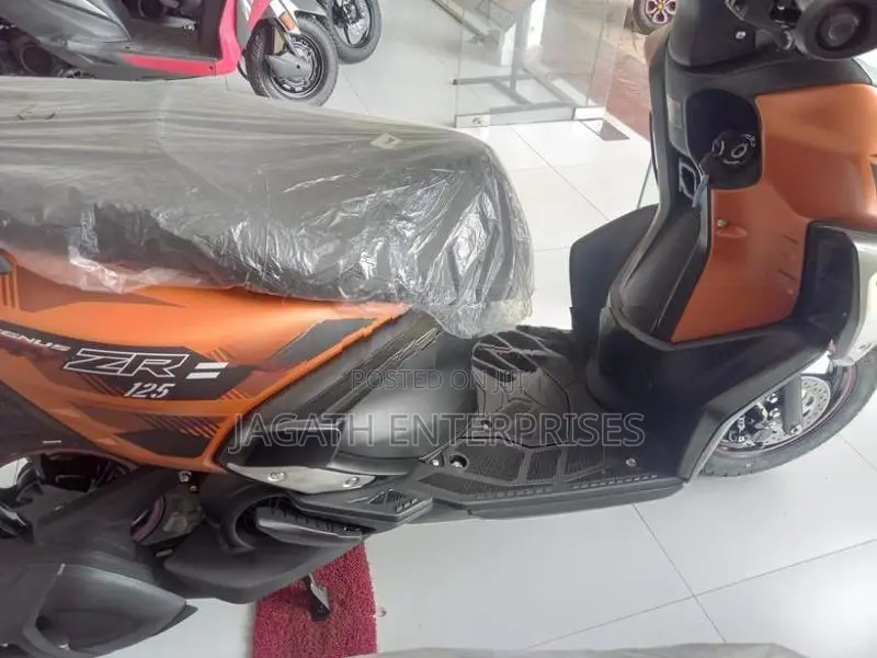 Yamaha RayZR 125 Street Rally 2025