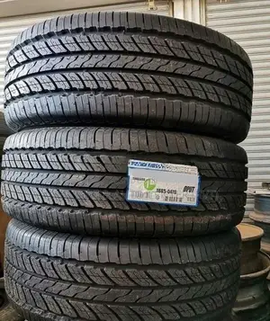 265/65 R17 Toyo Tyre for Toyota Hilux