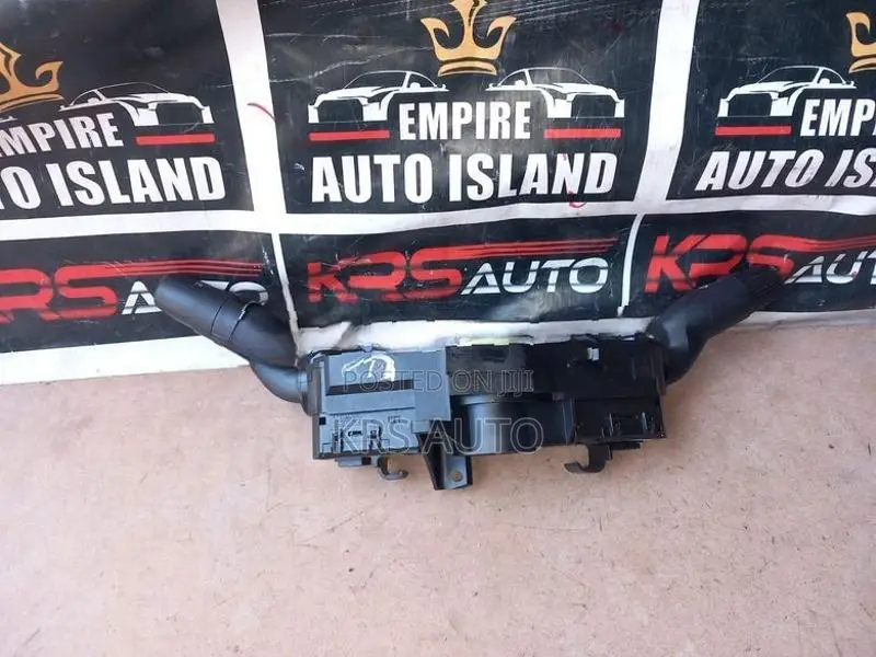 Nissan Sunny FB 15 Head Lamp & Wiper Control Switch