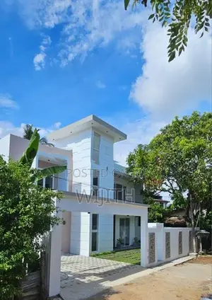 SUPAR BRAND NEW THREE STOREY HOUSE FOR SALE IN KOTTAWA PILIYANDALA